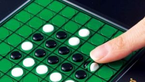 Othello cung cấp chiến lược sắc bén chinh phục mọi đối thủ